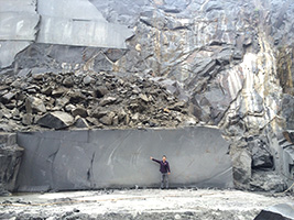 クンナム鉱山